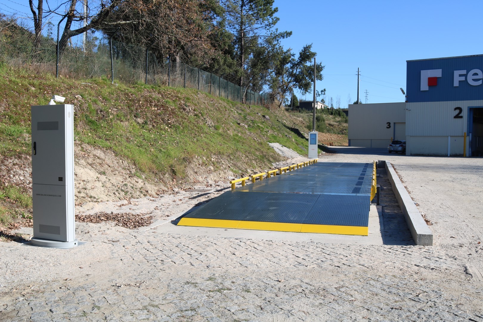 DESAFÍOS DE PESO: EL CASO FERPINTA