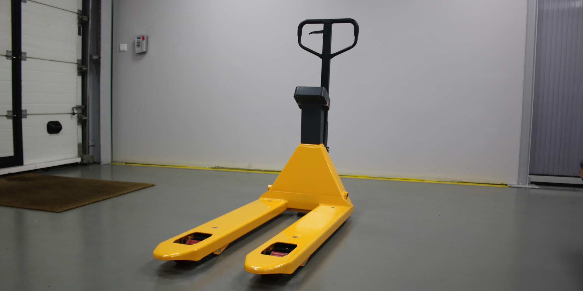 THE BENEFITS OF USING A PALLETE TRUCK SCALE IN YOUR BUSINESS